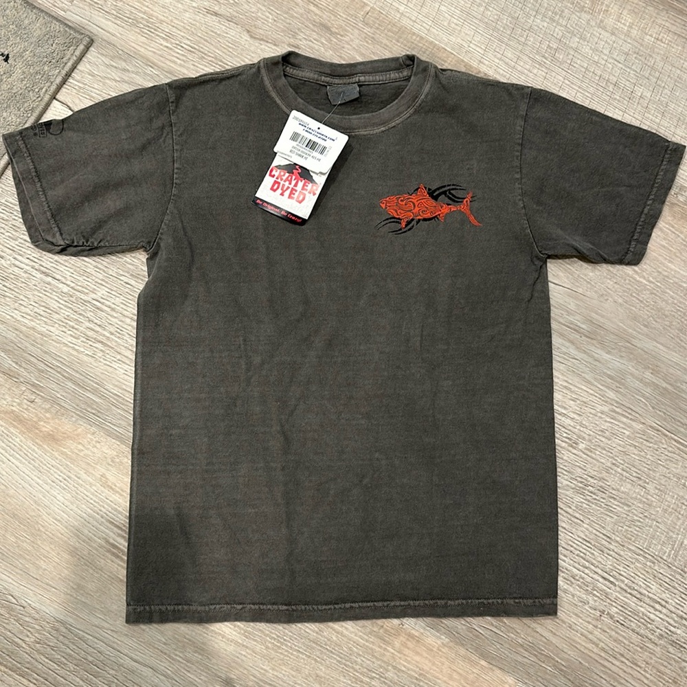 Brand new crazy shirts large tribal shark shirt